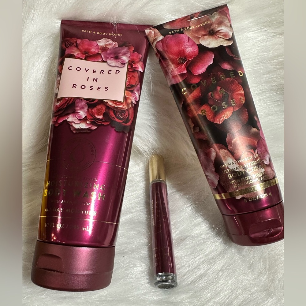 Bath & Body Works Covered in Roses Collection - Picture 2 of 7